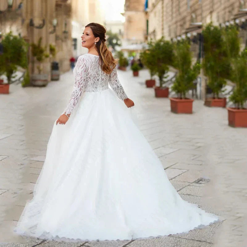 Gaun Pengantin Empire untuk Wanita Bertubuh Montok