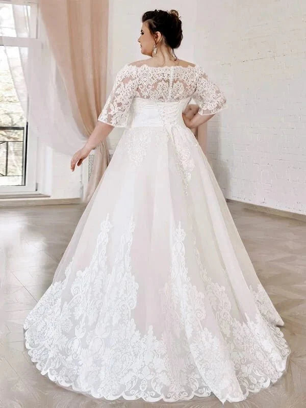 robe-de-mariee-dentelle-femme-ronde