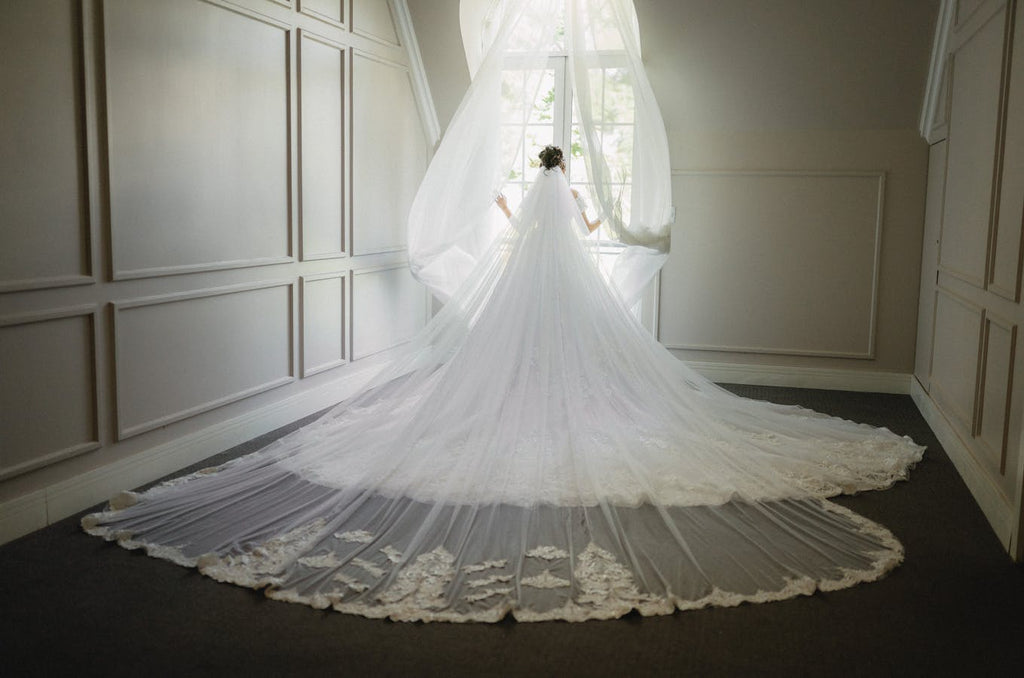 So wählen Sie Ihr Brautkleid aus: Praktischer Leitfaden 
