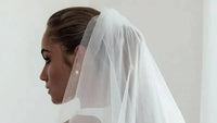 voile-de-mariee-court-a-poser-sur-l-epaule-pour-la-soiree-des-9-ans-de-mariage