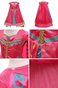 Robe Princesse avec Cape