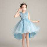 robe-de-princesse-bleu-ciel
