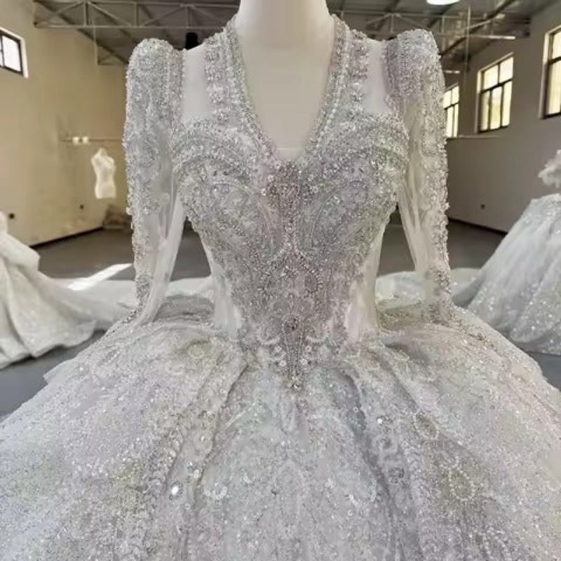 Zarif ve Sade Gelinlik