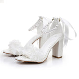 chaussure-mariee-talon-carre