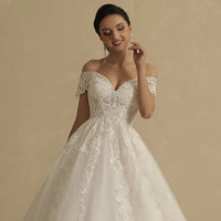 robe-de-mariee-boheme-en-dentelle-et-tulle