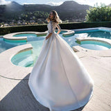 robe-de-mariee-princesse-avec-manches-en-dentelle