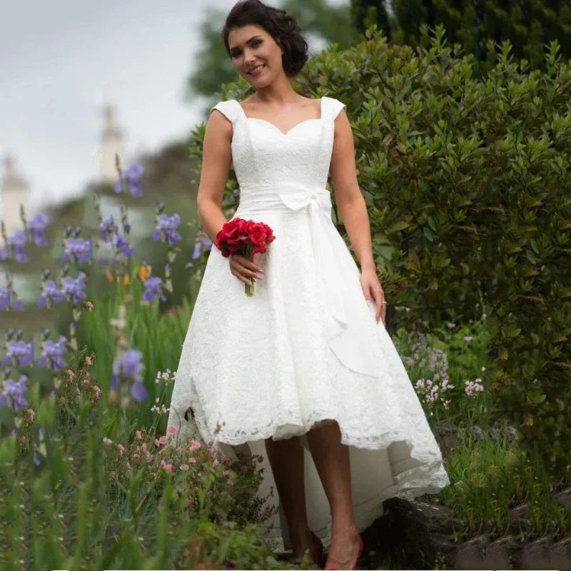Robe de Mariée Courte Avec Basket