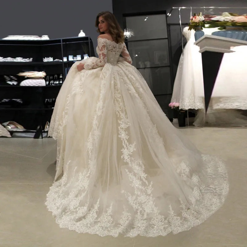 Robe de Mariée Epaule Dentelle