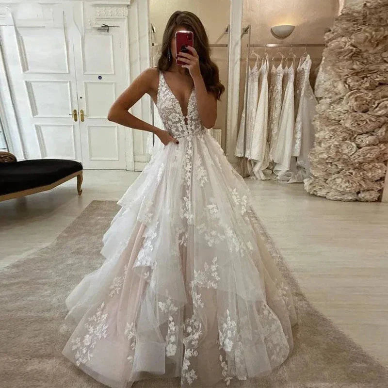 robe-de-mari-e-princesse-col-v