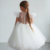 robe-princesse-blanche-en-tulle