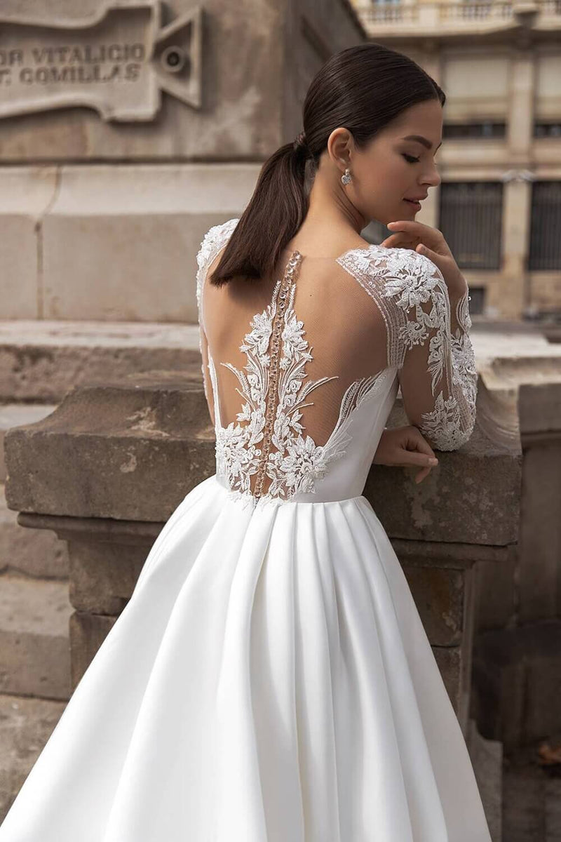Robe de Mariée Princesse Longue Traine