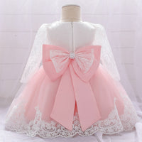robe-princesse-bebe-en-dentelle-noeud