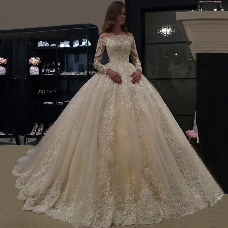 Robe de Mariée Epaule Dentelle