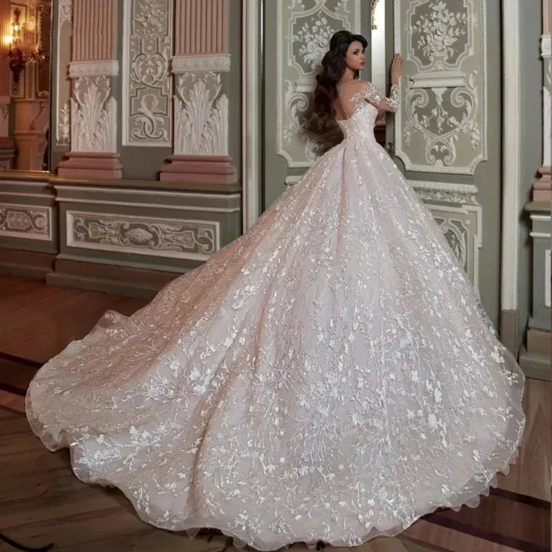 robe-de-mariee-princesse-avec-strass