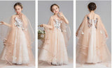 robe-ceremonie-fille-avec-traine