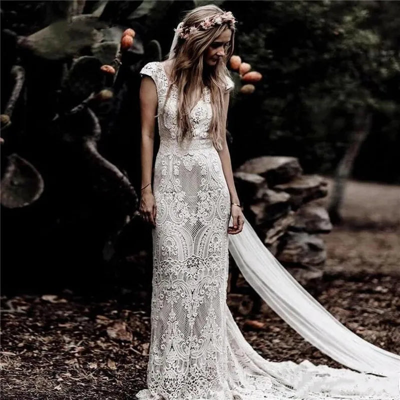 robe-mariee-fourreau-dentelle