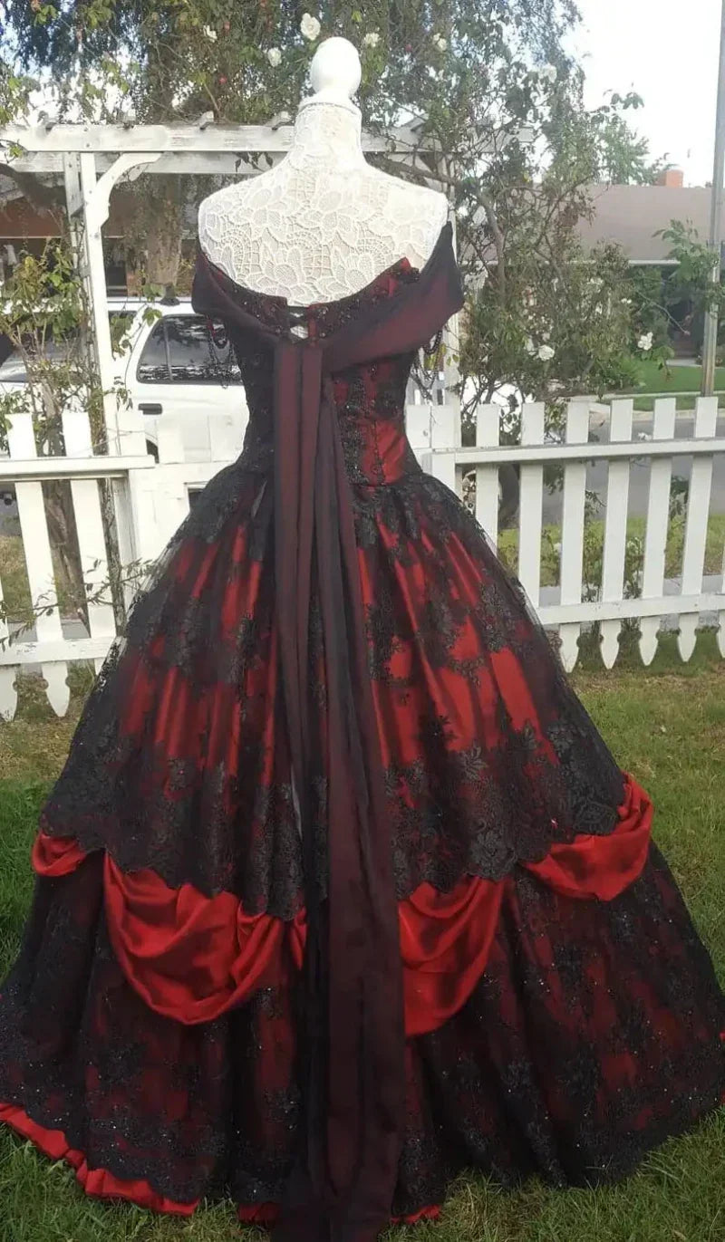 Robe de Mariée Noire Gothique