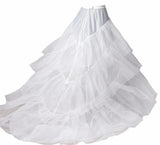 jupon-robe-de-mariee-avec-traine