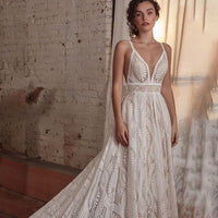 robe-de-mariee-bustier-avec-longue-traine