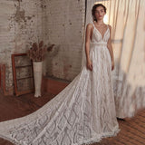 robe-de-mariee-bustier-avec-longue-traine