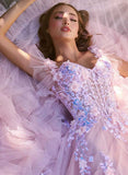 robe-de-mariee-rose-poudree-et-dentelle