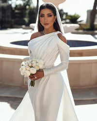 robe-de-mariee-satin-manche-longue