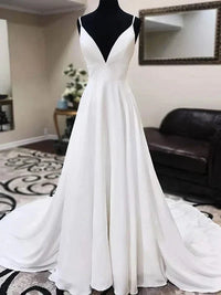 robe-de-mariee-satin-simple