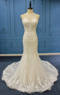 robe-de-mariee-sirene-bustier-coeur-en-dentelle