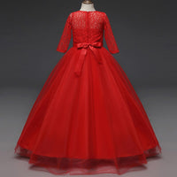 robe-rouge-princesse-manche-longue