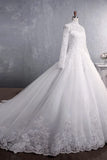 robe-de-mariee-avec-traine
