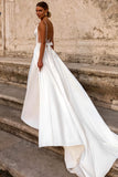 robe-de-mariee-col-en-coeur