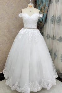 robe-de-mariee-florale-brodee
