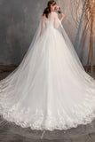 robe-de-mariee-longue-traine
