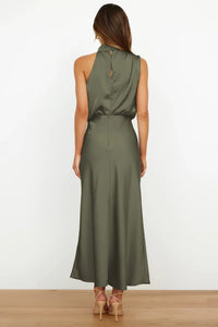 robe-vert-olive-invitee-au-mariage