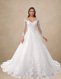 robe-de-mariee-brodee-coupe-princesse