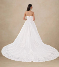 robe-de-mariee-classique-dentelle