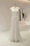 robe-de-mariee-droite-en-dentelle