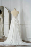 robe-de-mariee-droite-et-fluide