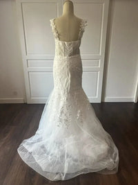 robe-de-mariee-sirene-a-motifs-fleuris