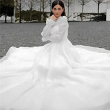 Robe de Mariée Col Montant Manche Longue
