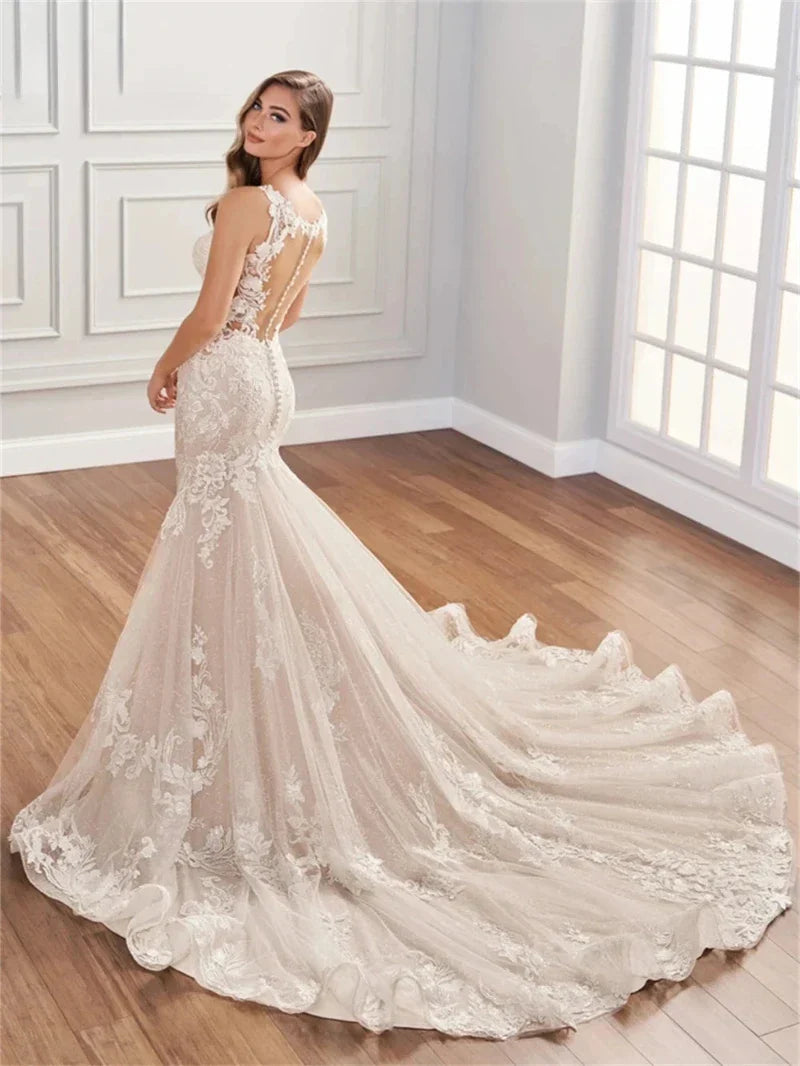 robe-mariee-dentelle-courte