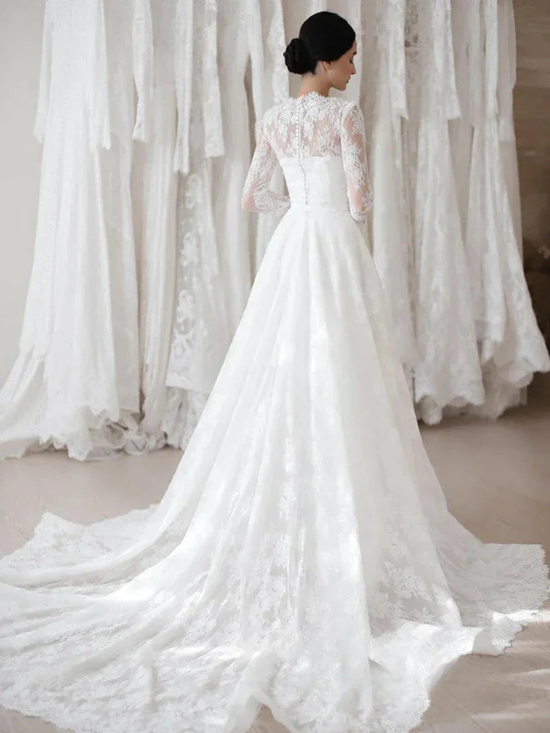 robe-mariee-gitane-dentelle