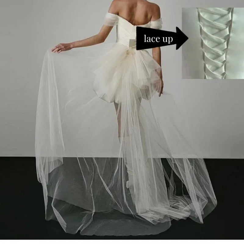 Robe de Mariée Courte Devant Avec Traîne
