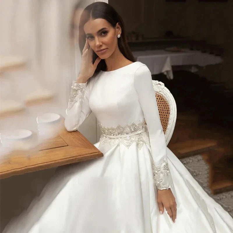 Winter Fur Wedding Dress - Mon Beau Mariage Winter Fur Wedding Dress - Mon Beau Mariage