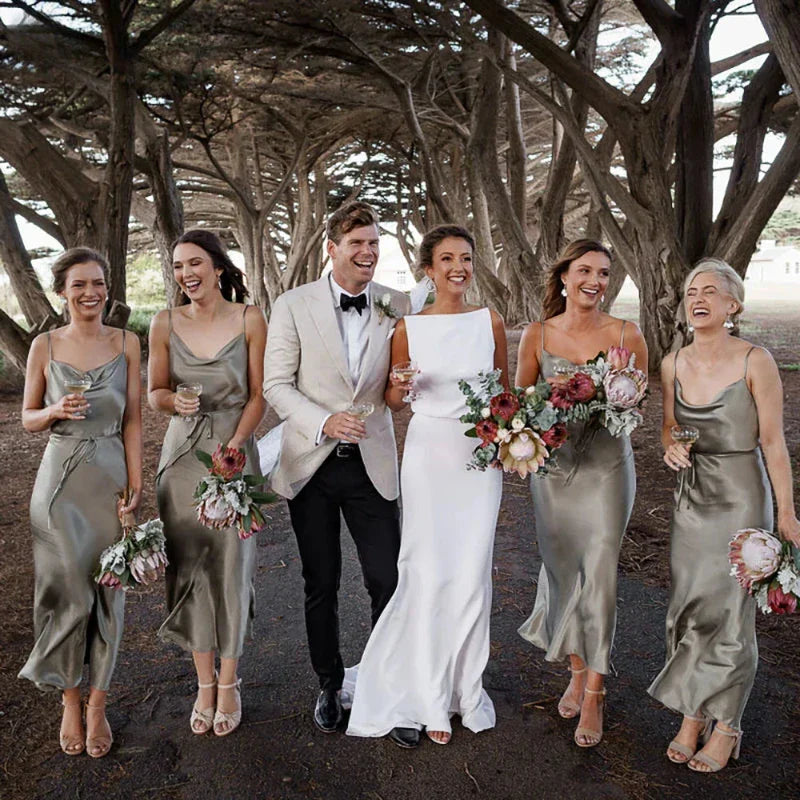 Robe de Mariée Simple Col Bateau