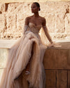 Abito da sposa gonfio senza spalline