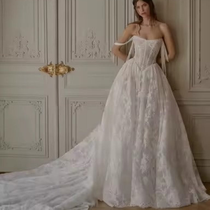 Robe de Mariée Simple en Dentelle