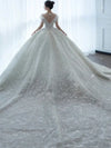ชุดแต่งงานเจ้าหญิงประดับเลื่อมสุดหรู