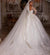 robe-de-mariee-ronde-dentelle