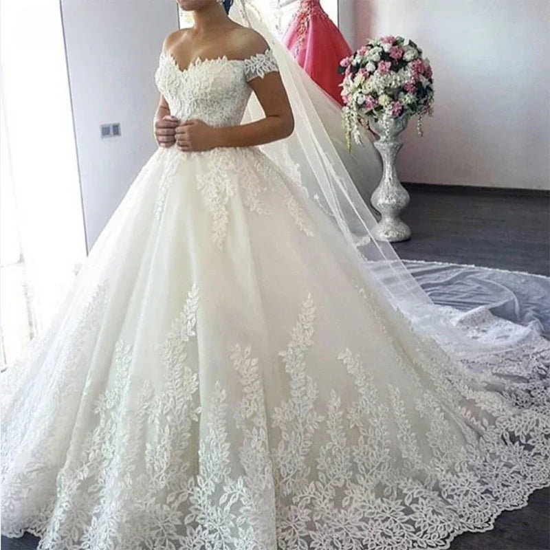 robe-de-mariee-princesse-avec-bretelle
